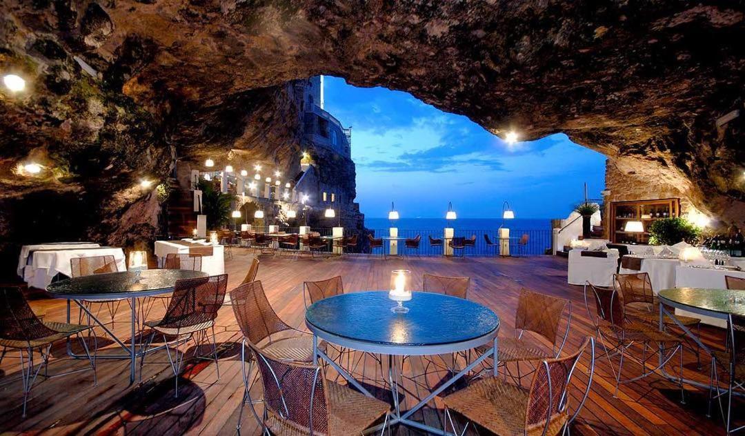 Polignano Casa Vacanze โปลีญาโนอามาเร ภายนอก รูปภาพ