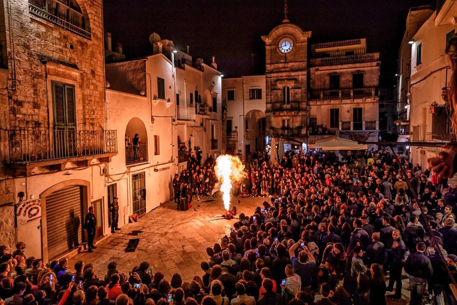 Polignano Casa Vacanze โปลีญาโนอามาเร ภายนอก รูปภาพ