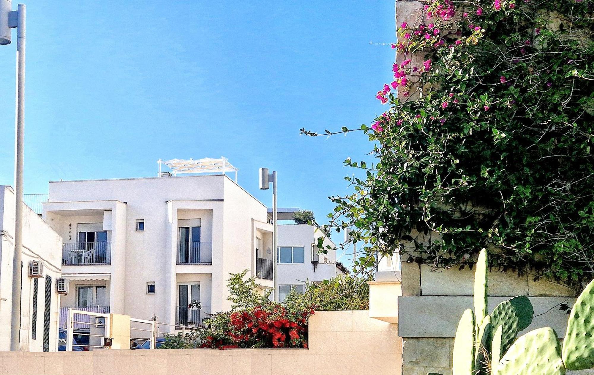 Polignano Casa Vacanze โปลีญาโนอามาเร ภายนอก รูปภาพ