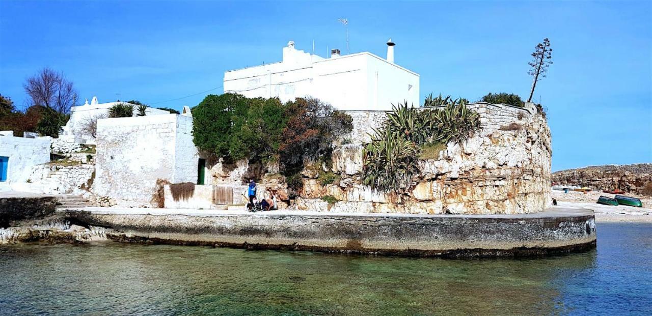 Polignano Casa Vacanze โปลีญาโนอามาเร ภายนอก รูปภาพ